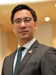 Dr. Sethaput Suthiwartnarueput